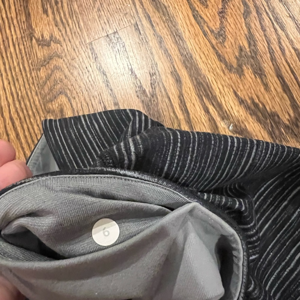 LULULEMON leggings barely worn!